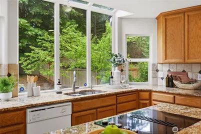 8231 126th Place SE, Newcastle, WA 98056 - Photo 12