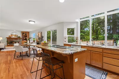 8231 126th Place SE, Newcastle, WA 98056 - Photo 10