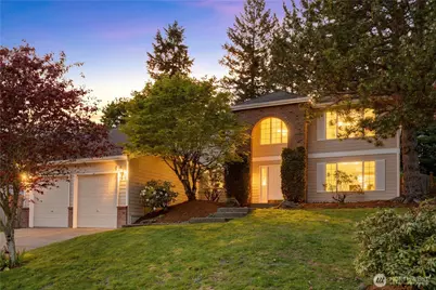 8231 126th Place SE, Newcastle, WA 98056 - Photo 2