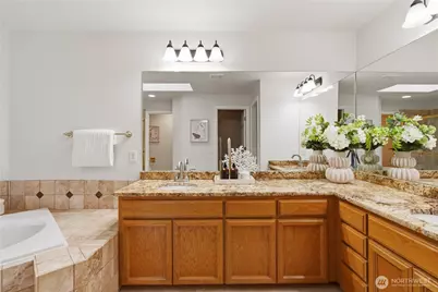 8231 126th Place SE, Newcastle, WA 98056 - Photo 24