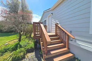 207 Old Hill Rd, Aberdeen, WA 98520 - Photo 2