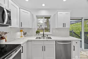 6930 S Monroe St, Tacoma, WA 98409 - Photo 10