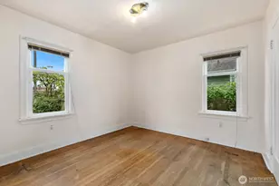 4052 44th Ave SW, Seattle, WA 98116 - Photo 12