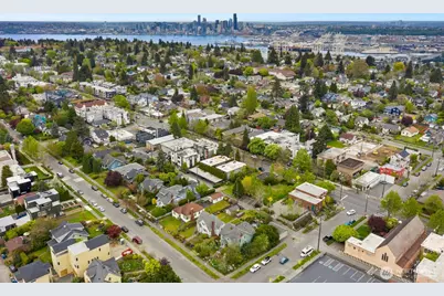 4052 44th Avenue SW, Seattle, WA 98116 - Photo 32