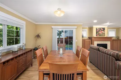 981 E Lakeshore Dr, Allyn, WA 98524 - Photo 12