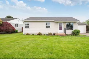 324 Colorado St, Longview, WA 98632 - Photo 1