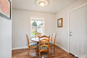 324 Colorado St, Longview, WA 98632 - Photo 6