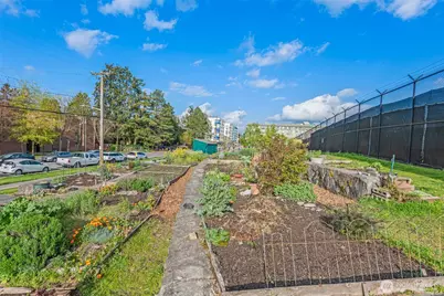 750 N 143rd Street #312, Seattle, WA 98133 - Photo 16