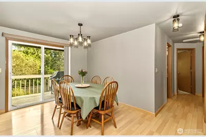 10103 27th Drive SE, Everett, WA 98208 - Photo 18