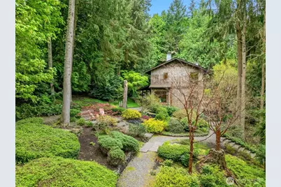 8151 NE Hidden Cove Road, Bainbridge Island, WA 98110 - Photo 32