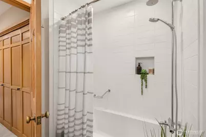 8151 NE Hidden Cove Road, Bainbridge Island, WA 98110 - Photo 26