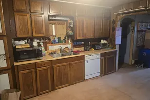 505 Hawthorne St, Kelso, WA 98626 - Photo 2