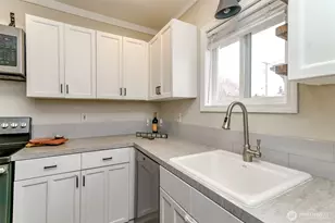 3015 Fredrickson St, Enumclaw, WA 98022 - Photo 4