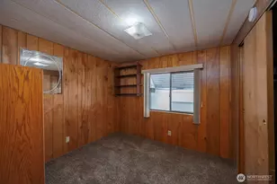 2240 W Broadway, Moses Lake, WA 98837 - Photo 16