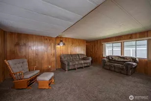 2240 W Broadway, Moses Lake, WA 98837 - Photo 6
