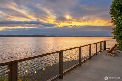 10835 Arroyo Beach Place SW, Seattle, WA 98146 - Photo 14