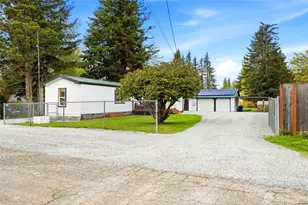 915 Dyer Rd, Sultan, WA 98294 - Photo 1