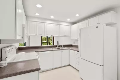 11615 127th Lane NE #A1, Kirkland, WA 98034 - Photo 6