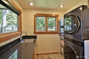 3146 Spahr Rd, Greenbank, WA 98253 - Photo 32