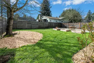 219 SW 108th St, Seattle, WA 98146 - Photo 24