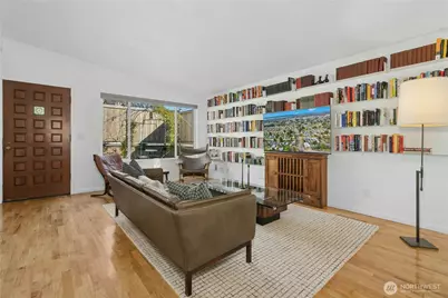 219 SW 108th Street, Seattle, WA 98146 - Photo 6