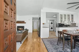 219 SW 108th St, Seattle, WA 98146 - Photo 4