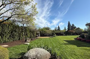 1055 91st Ave NE, Bellevue, WA 98004 - Photo 34