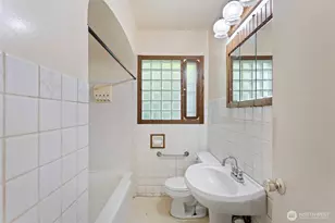 5802 Pacific Ave, Tacoma, WA 98408 - Photo 10