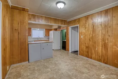 914 Wheeler Avenue, Hoquiam, WA 98550 - Photo 8