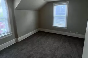 2716 S 14th St, Tacoma, WA 98405 - Photo 14