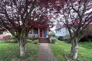 2716 S 14th St, Tacoma, WA 98405 - Photo 2