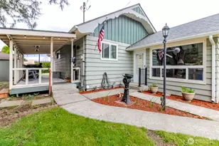 414 7th St SW, Puyallup, WA 98374 - Photo 2