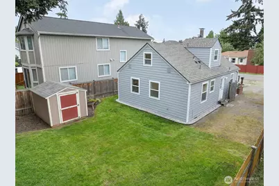 8521 S 117th Street, Seattle, WA 98178 - Photo 22