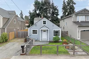 8521 S 117th St, Seattle, WA 98178 - Photo 2