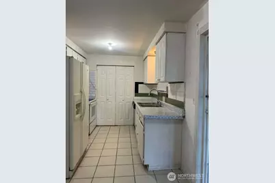 12501 SE 203 Place SE, Kent, WA 98031 - Photo 16