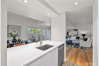1401 5th Avenue W #402, Seattle, WA 98119 - Photo 12