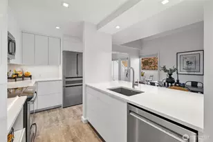 1401 5th Ave W, Seattle, WA 98119 - Photo 10