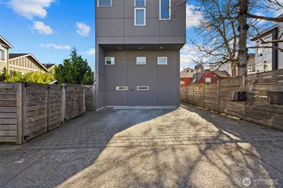 926 N 35th Street, Seattle, WA 98103 - Photo 38