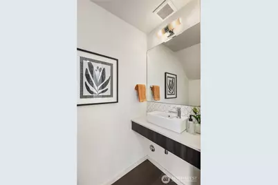 926 N 35th Street, Seattle, WA 98103 - Photo 18