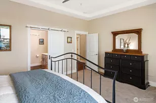 17722 E Lake Desire Dr SE, Renton, WA 98058 - Photo 18