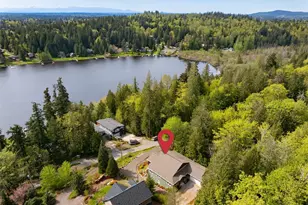 17722 E Lake Desire Dr SE, Renton, WA 98058 - Photo 32