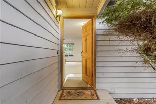 4711 NW Cascade St, Silverdale, WA 98383 - Photo 4