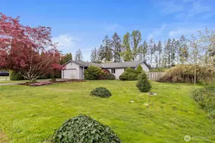 4711 NW Cascade St, Silverdale, WA 98383 - Photo 2