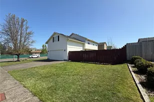 611 Andrews Ave, Cosmopolis, WA 98537 - Photo 32
