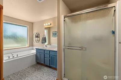 1835 Yew Avenue NE, Olympia, WA 98506 - Photo 18