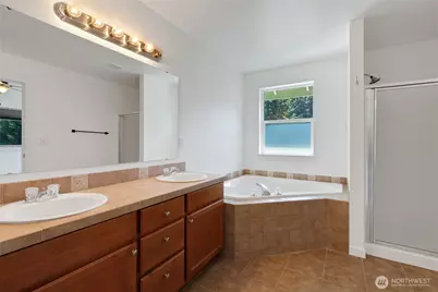 21501 104th Street Ct E, Bonney Lake, WA 98391 - Photo 22