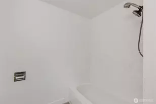 1555 Union Ave NE, Renton, WA 98059 - Photo 18