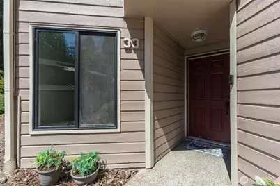 1555 Union Avenue NE #33, Renton, WA 98059 - Photo 2