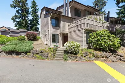 1555 Union Avenue NE #33, Renton, WA 98059 - Photo 1