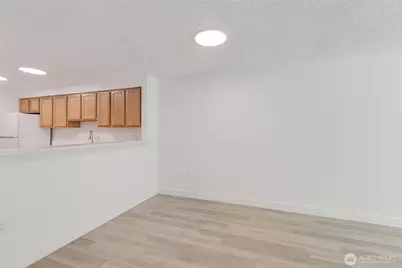 1555 Union Avenue NE #33, Renton, WA 98059 - Photo 10